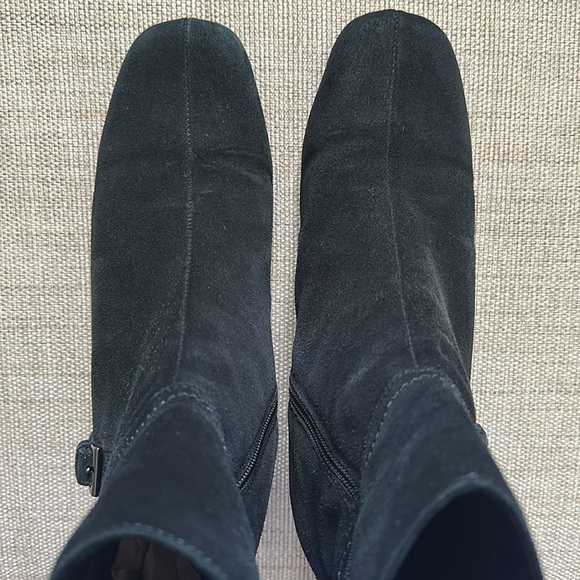 La Canadienne Waterproof Suede Buckle Detail Side Zip Low Wedge Ankle Boot *Read - Picture 6 of 15